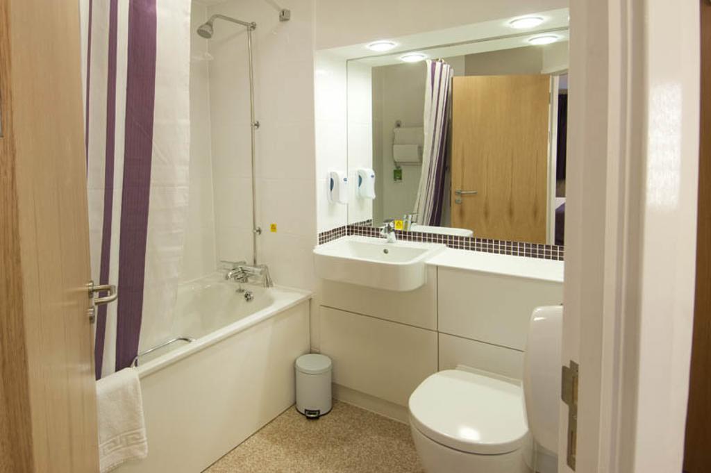 °HOTEL PREMIER INN CARLISLE - M6 JUNCTION 44 CARLISLE (CUMBRIA) 3 ...